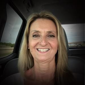 Meet your Posher, Lilly